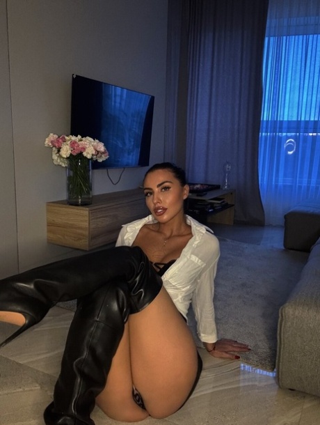 thigh high boots art porn pic