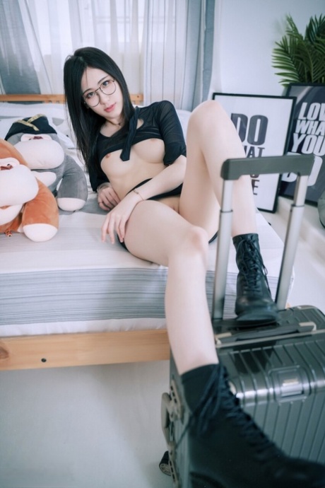 japanisches Solo nacktheit beste fotos