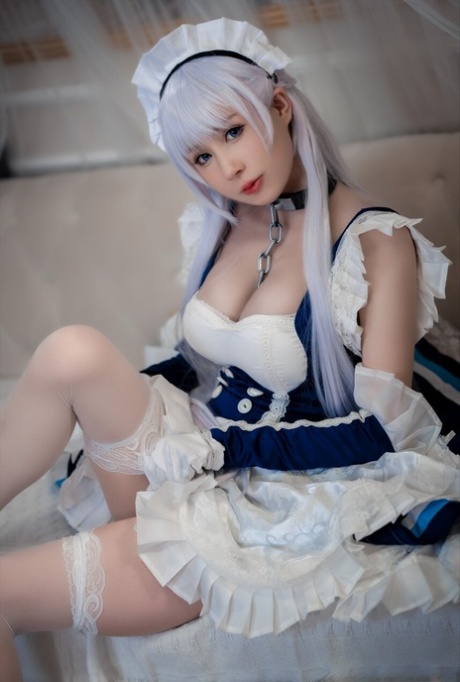 メイド セクシー裸 ギャラリー