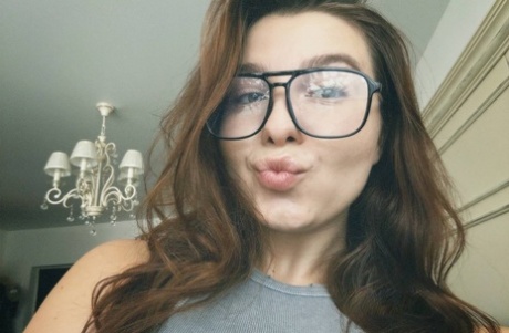 baculatý xxx pornografické fotografie