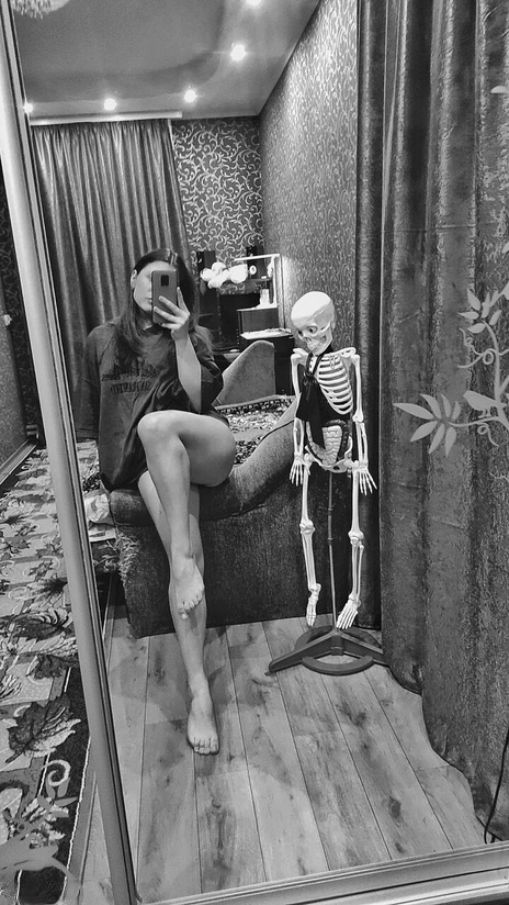 mirror selfie hot porn pic