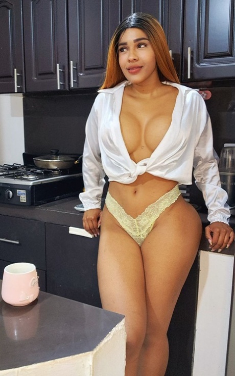 thick redhead sex images