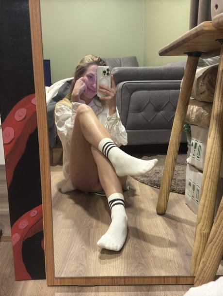 amatérské teenagerské selfie krásný akt obr
