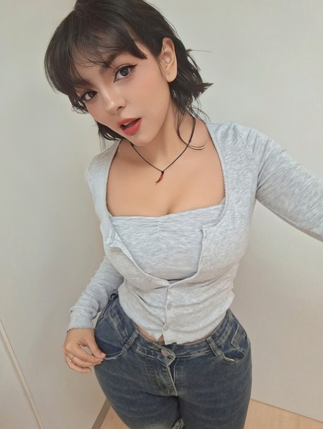 big tits babe hot sex pic