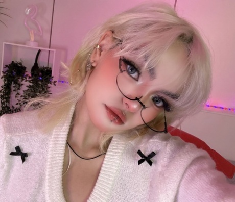 latina glasses hot sex images