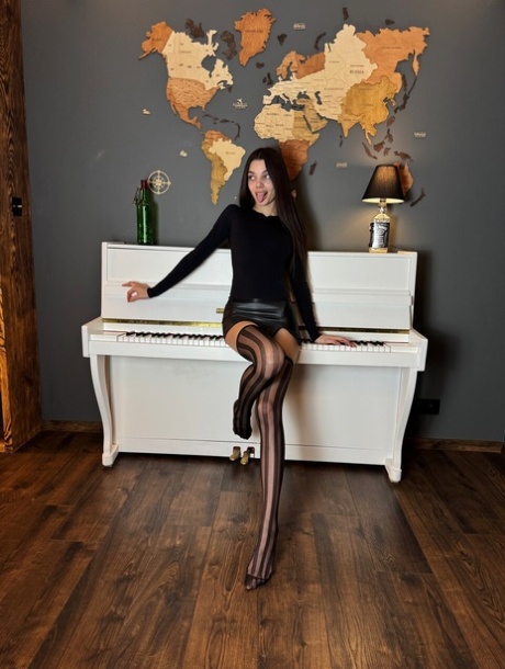 superbe adolescente exclusif sympa collection