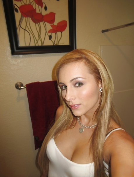 Nikki Seven pornstar top images
