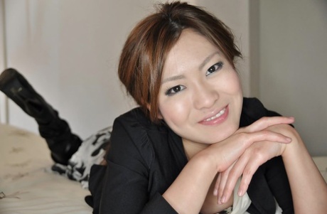 asiatische Stiefel hübsche nackte galerien