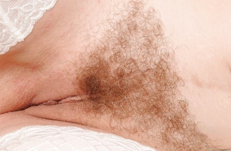 Linda Ray exclusive model pic