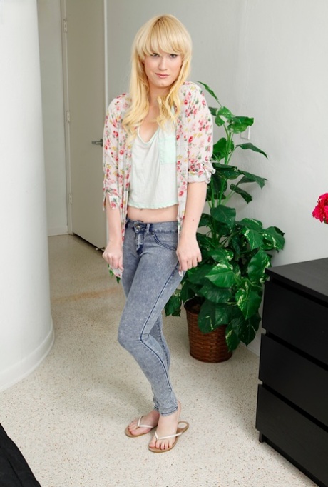 Lila Rose star gallery