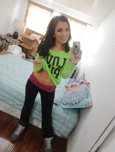 Sasha Hall model images