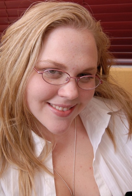 chubby face beautiful xxx pictures