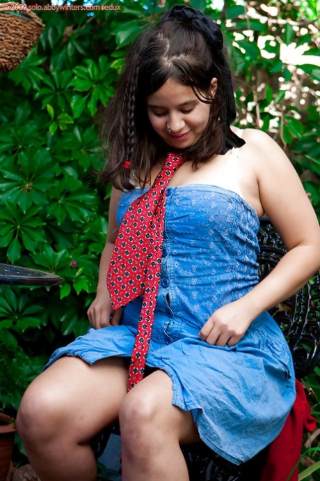 adolescente latina gordita libre perfecto archivo