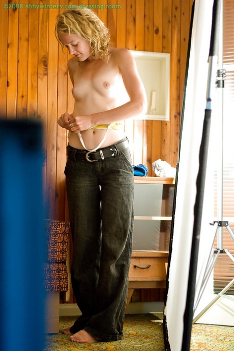 amateur voyeur beautiful nude image