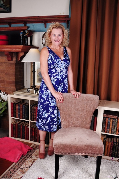 Lady Dalbin model art images