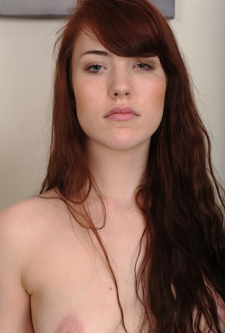 Gwen Stark erotic star gallery