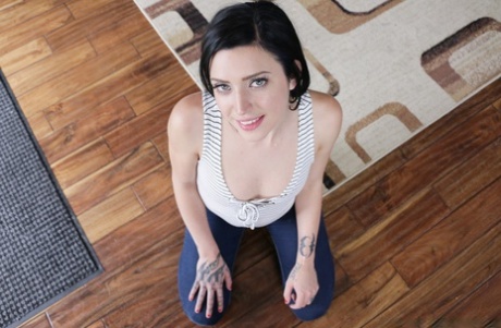 Stevie Foxx pornstar erotic photos