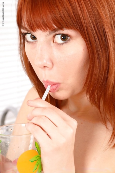 Delila Darling model images