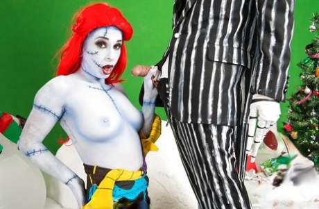 cosplay cum naked pics