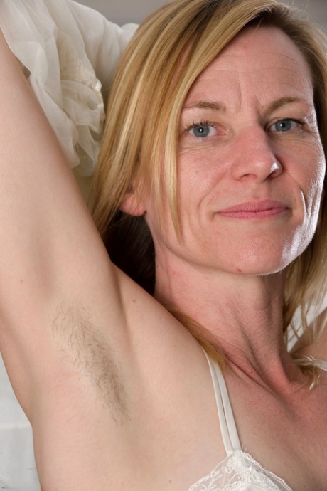 reife haarige Muschi schöne porno archiv
