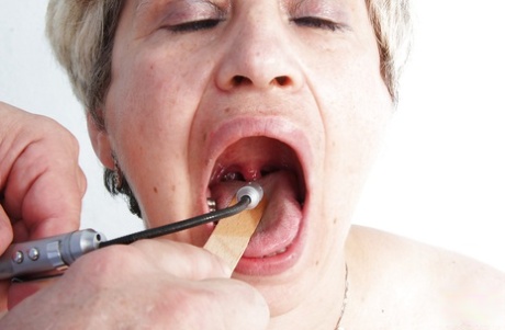 granny face porno pic