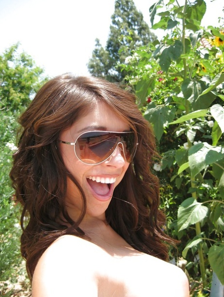 Miley Ann exclusive actress pics