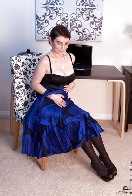 Tibby Muldoon model porn pic