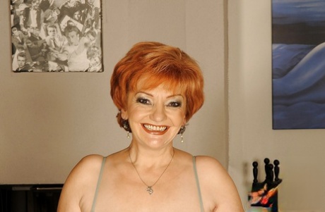 cara de abuela sexy alta definición imagen