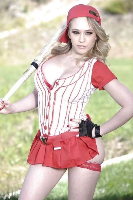 Lylith Lavey pornstar exclusive pic