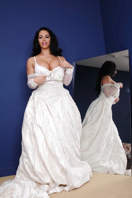 Bella Reese pornstar xxx pics