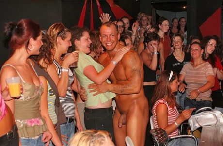 cfnm party naked img