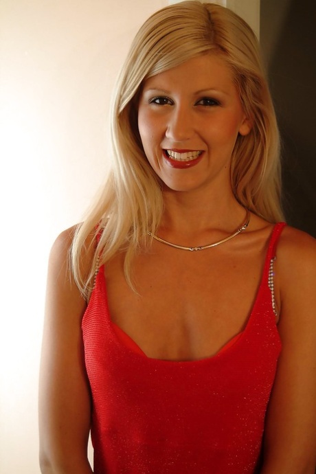 Jenny Sanders beautiful actress images