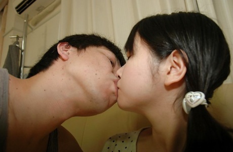 asian kissing top archive
