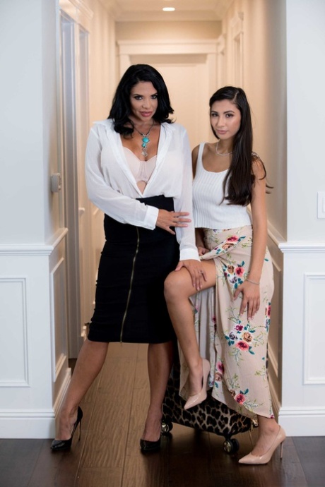 latinskoamerické lesby krásný sex archiv