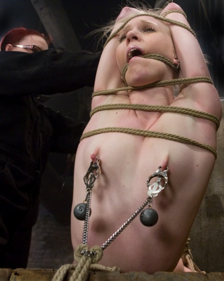 bdsm magro nudi xxx galleria
