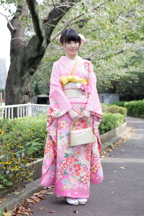 cute japanese sexy naked image