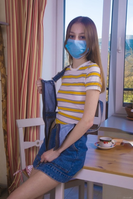 clothed teen nice pic