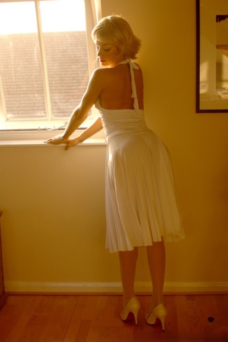 Natasha Marley hd actress galleries