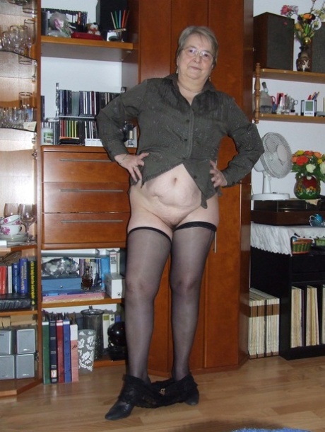 dicke Frau mit Brille hd porno galerie