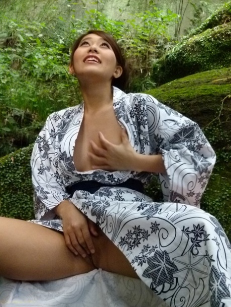 japanese upskirt beautiful photo