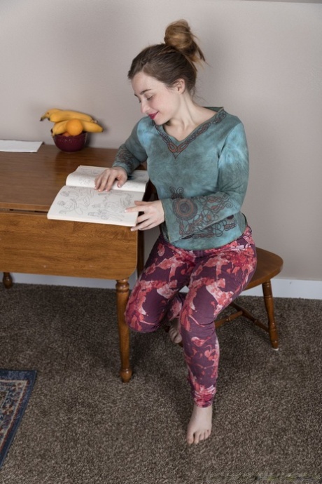 mature yoga pants nice images
