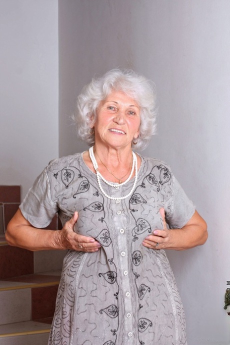 oma jurk gratis seks afbeeldingen