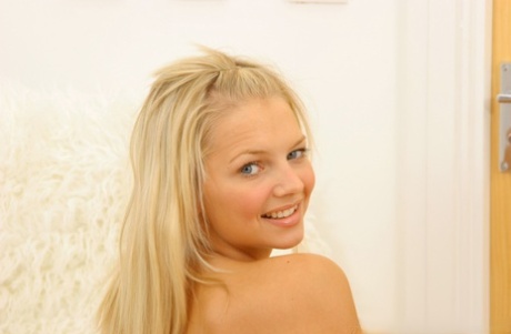 Sam King xxx pornstar galleries