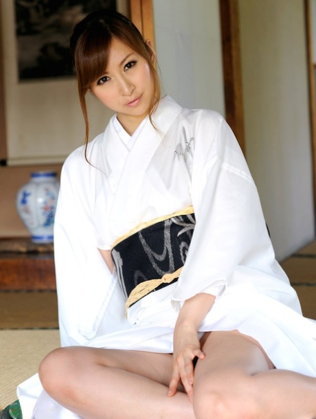 Leila Aisaki pornstar pretty photo