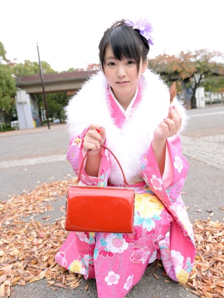 Tsuna Kimura model free gallery