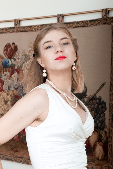 Kristinka Bush pretty model galleries