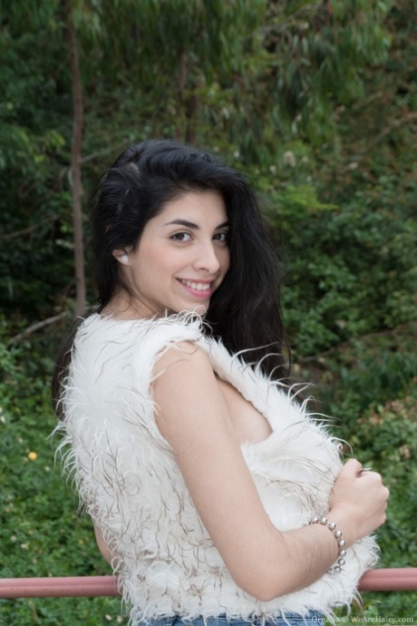 hairy pussy lingerie sexy gallery