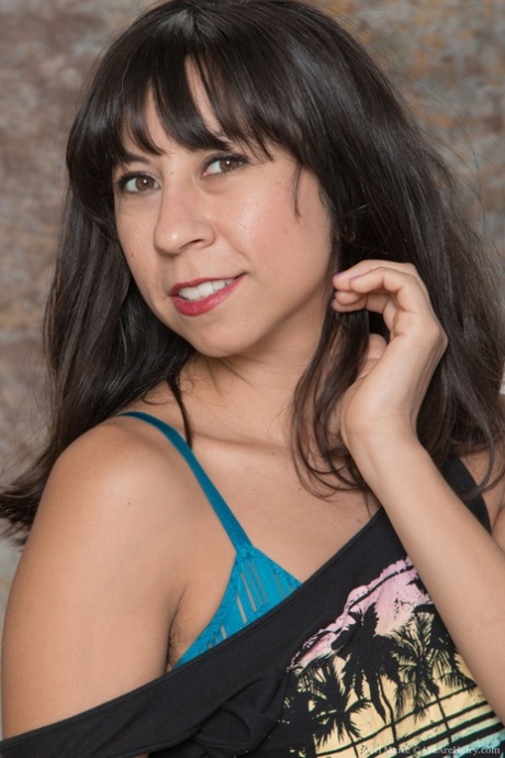hairy latina hd img