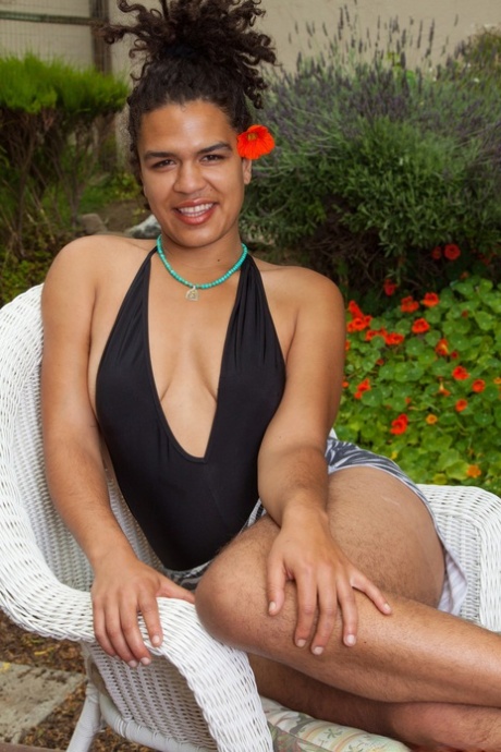 Jacqueline Back nudes model photo