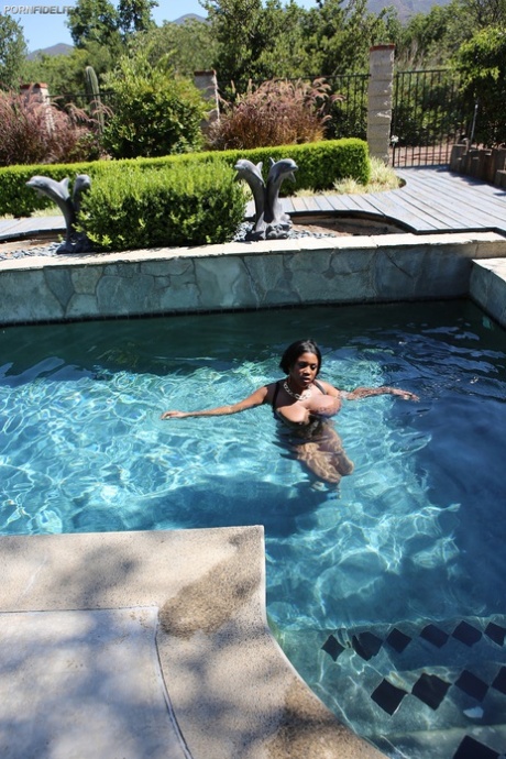 Ebenholzpool beste xxx galerie